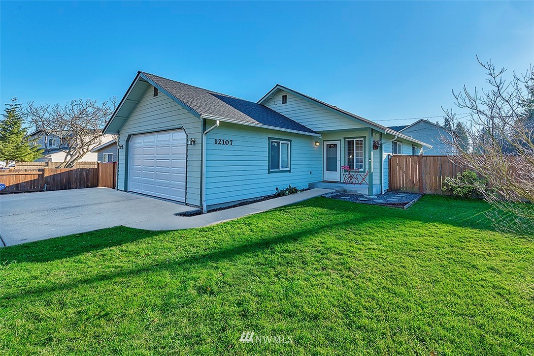 12107 Gibson Road Everett, WA 98204 - Photo 12 of 14