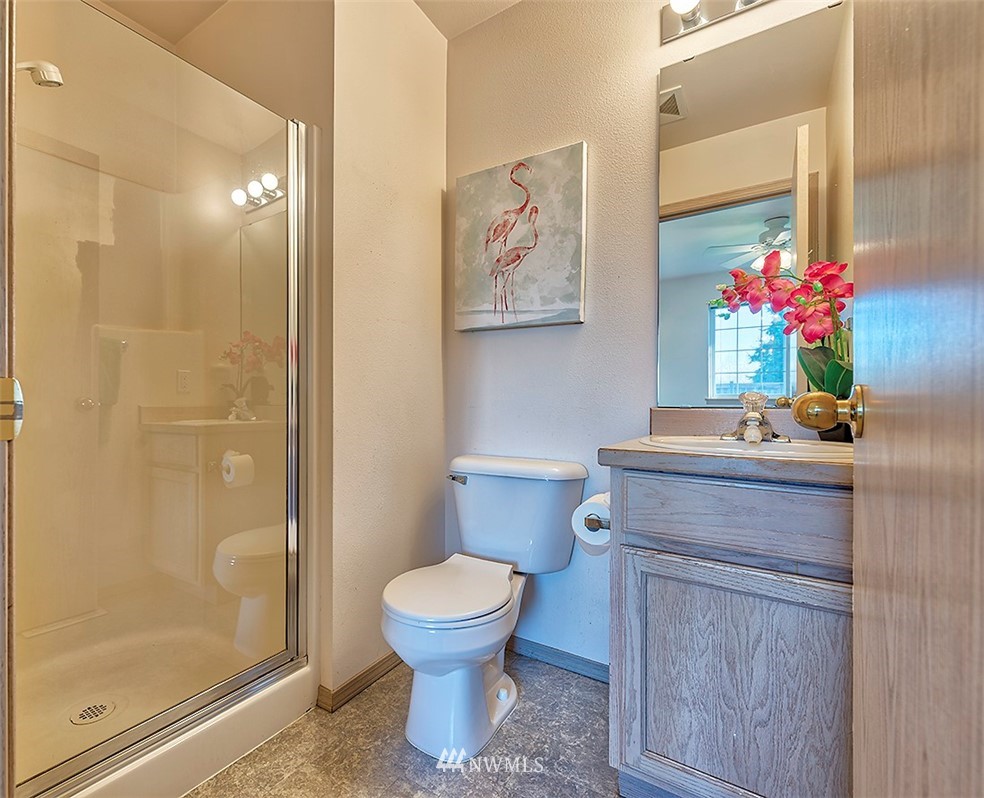 12107 Gibson Road Everett, WA 98204 - Photo 10 of 14