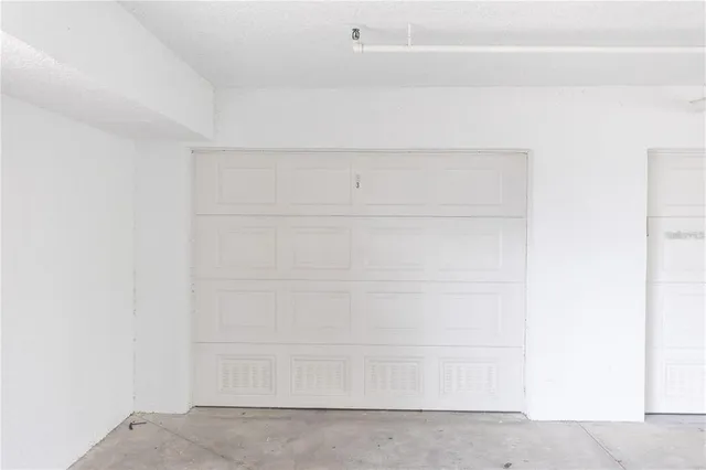 a close up of a shower