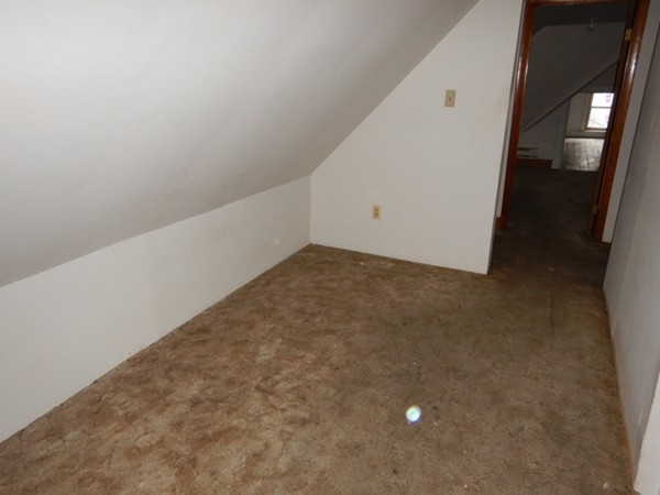 31-33 Collins Street Springfield, MA 01109 - Photo 21 of 30 a view of an empty room