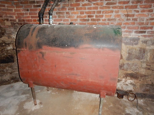 31-33 Collins Street Springfield, MA 01109 - Photo 27 of 30 a view of a fireplace