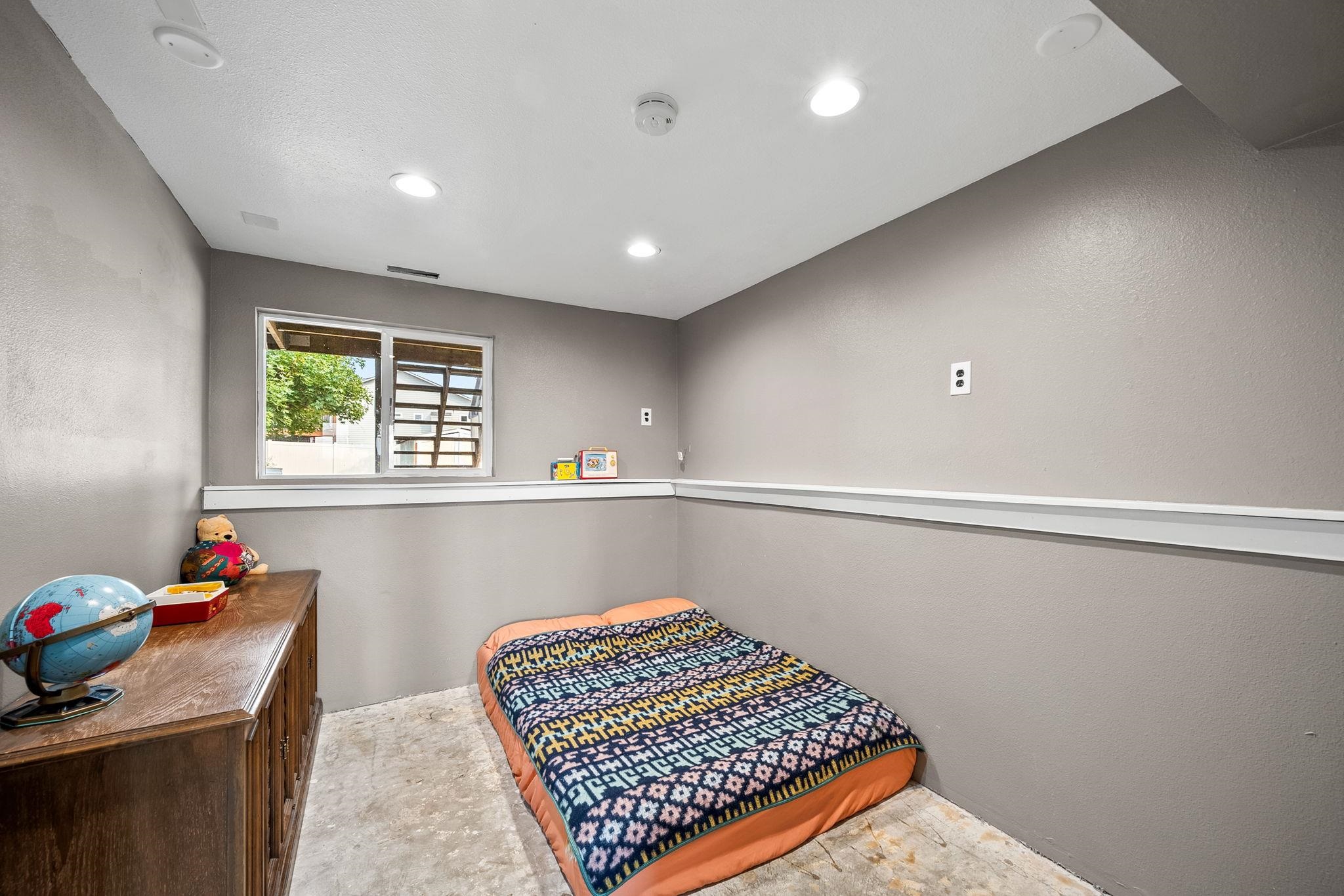 34006 North Short Road Deer Park, WA 99006 - Photo 21 of 34 Gallery Image 21