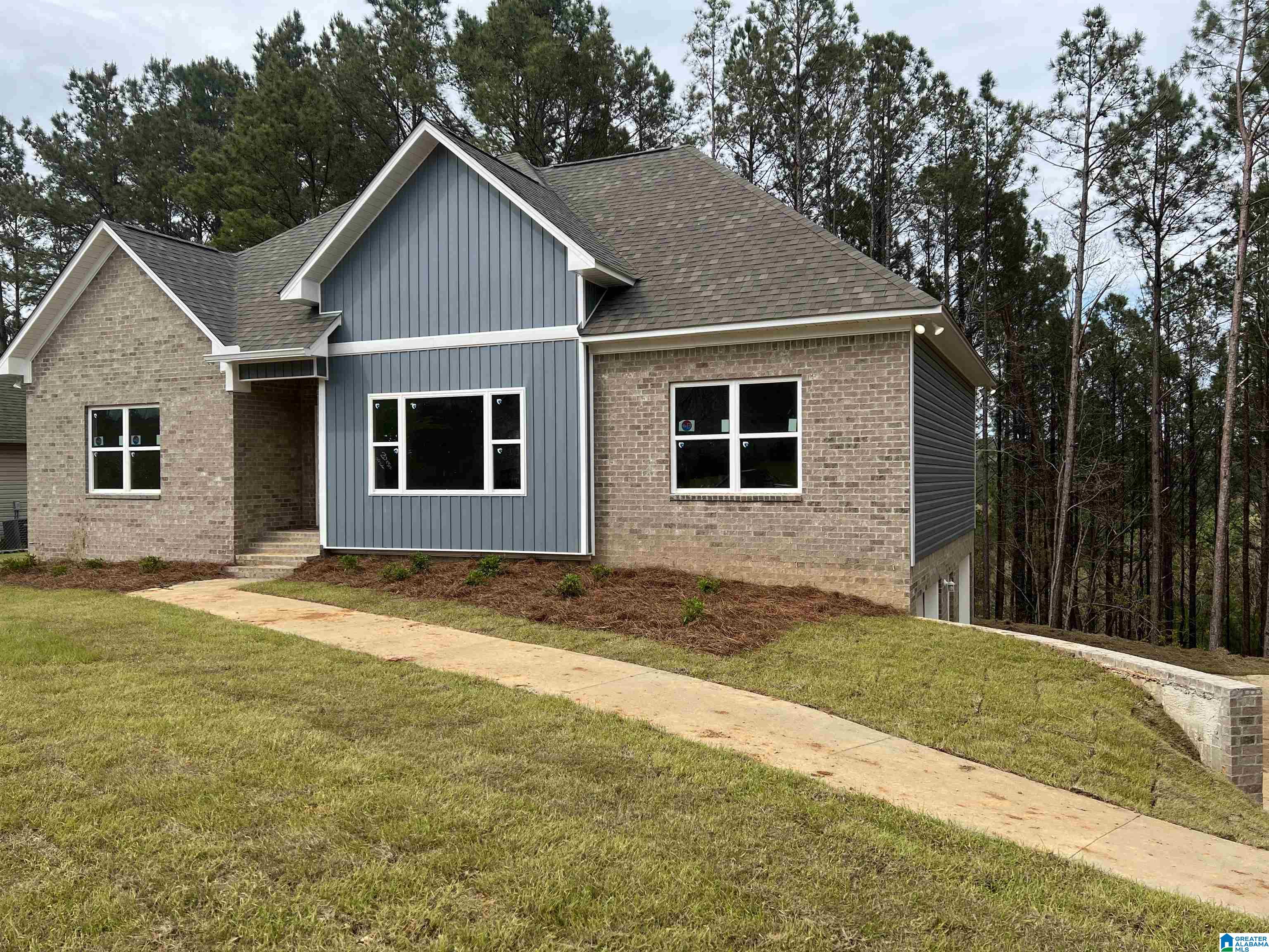 829 Rustling Road Odenville, AL 35120 - Photo 2 of 20
