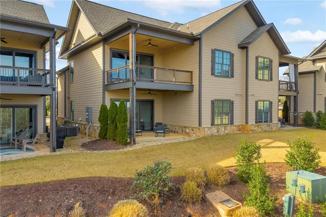 $320,000 | 17 Cottage Lane, Toccoa, GA 30577