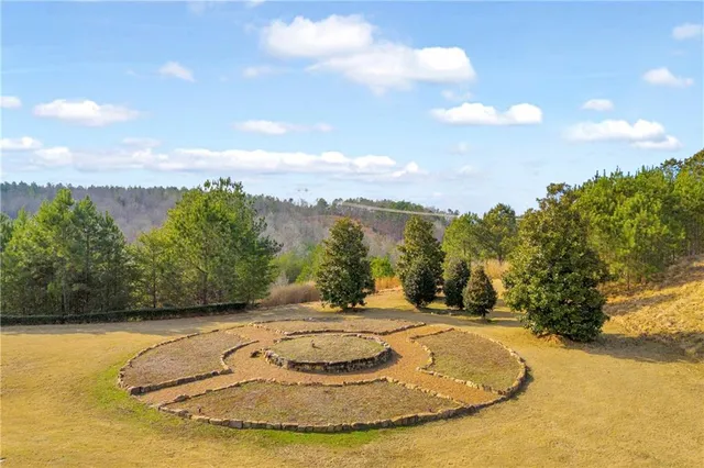 $320,000 | 17 Cottage Lane, Toccoa, GA 30577