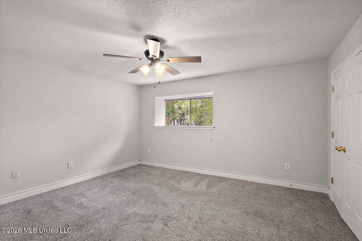 550 Post Road, Unit 405 Ridgeland, MS 39157 - Photo 13 of 36 13-HTP_5758