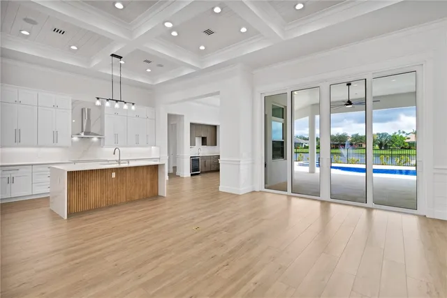 $1,170,000 | 560 Stoney Brook Farm Court, Vero Beach, FL 32968