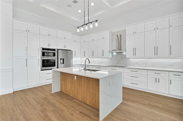 $1,170,000 | 560 Stoney Brook Farm Court, Vero Beach, FL 32968