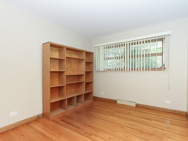 293 East Quincy Street Riverside, IL 60546 - Photo 13 of 25
