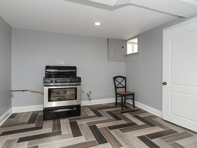 293 East Quincy Street Riverside, IL 60546 - Photo 20 of 25