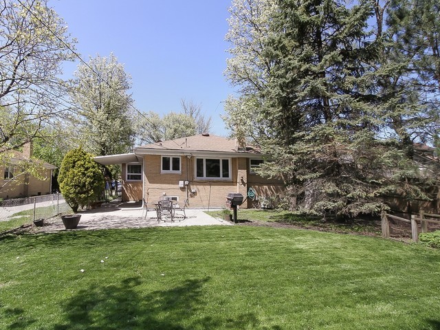 293 East Quincy Street Riverside, IL 60546 - Photo 25 of 25