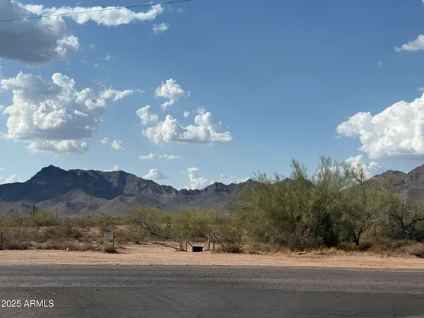 $85,200 | 2200 North Delaware Drive, Unit 62, Apache Junction, AZ 85120
