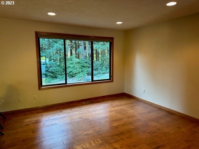 40971 North McCully Mountain Road Lyons, OR 97358 - Photo 7 of 27 Gallery Image 7