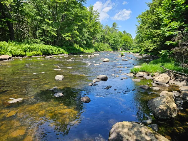 $140,000 | 133 Farmington Me 04938, Farmington, ME 04938