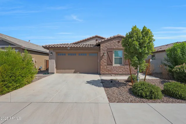 $669,900 | 98 East Leo Place, Chandler, AZ 85249