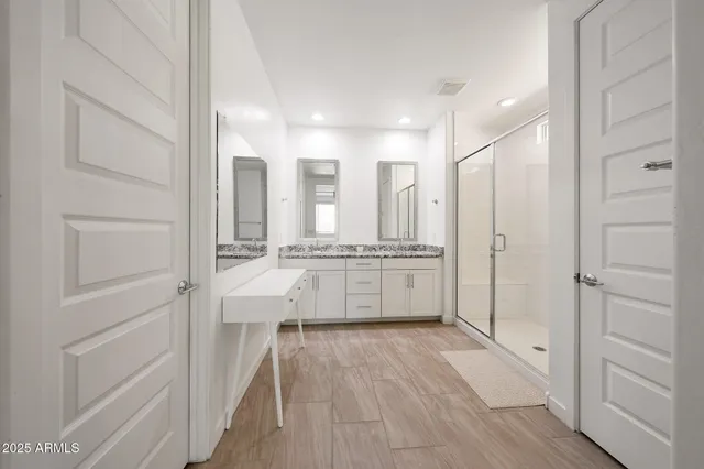 $669,900 | 98 East Leo Place, Chandler, AZ 85249