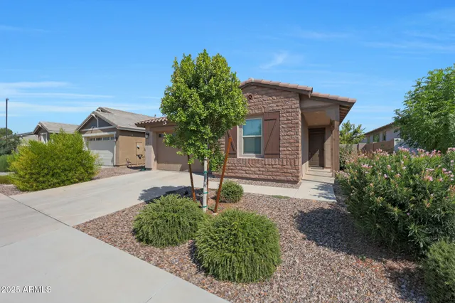 $669,900 | 98 East Leo Place, Chandler, AZ 85249