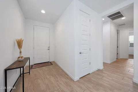 $669,900 | 98 East Leo Place, Chandler, AZ 85249