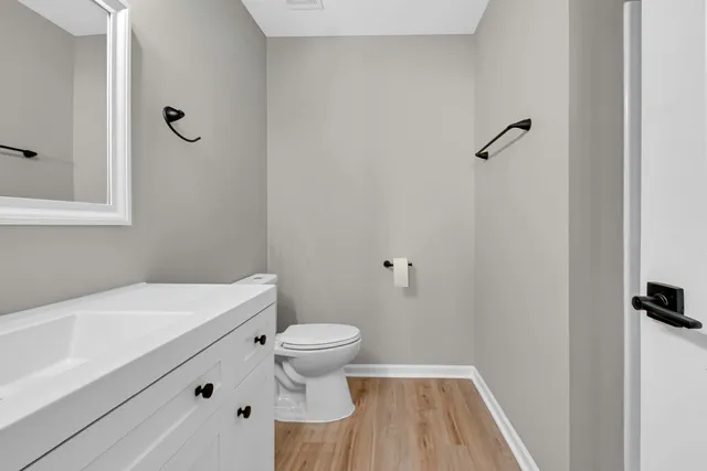 $279,900 | 186 Cedarwood Drive, Steger, IL 60475