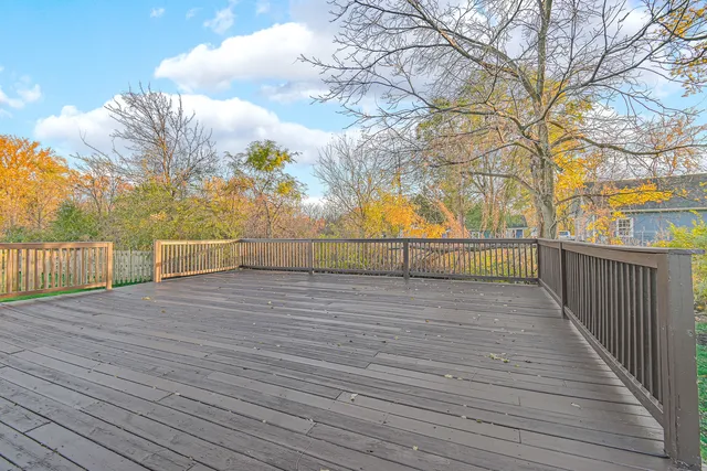 $279,900 | 186 Cedarwood Drive, Steger, IL 60475