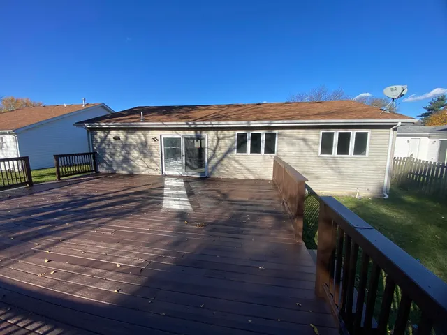 $279,900 | 186 Cedarwood Drive, Steger, IL 60475