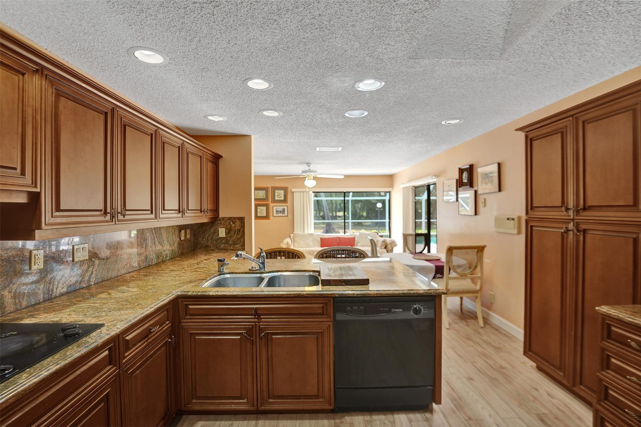 10595 Boca Woods Lane Boca Raton, FL 33428 - Photo 8 of 28 Photo 8