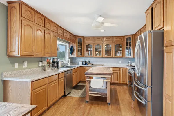 $695,500 | 1888 Squaw Lagoon Drive, Oxford, MI 48371