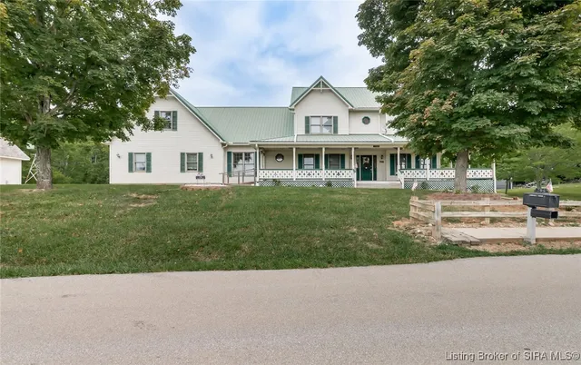 $575,000 | 798 East Brown Road, Pekin, IN 47165