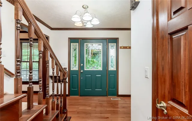 $575,000 | 798 East Brown Road, Pekin, IN 47165