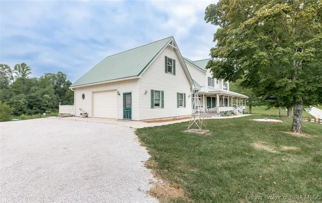 $575,000 | 798 East Brown Road, Pekin, IN 47165