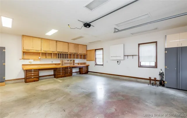 $575,000 | 798 East Brown Road, Pekin, IN 47165