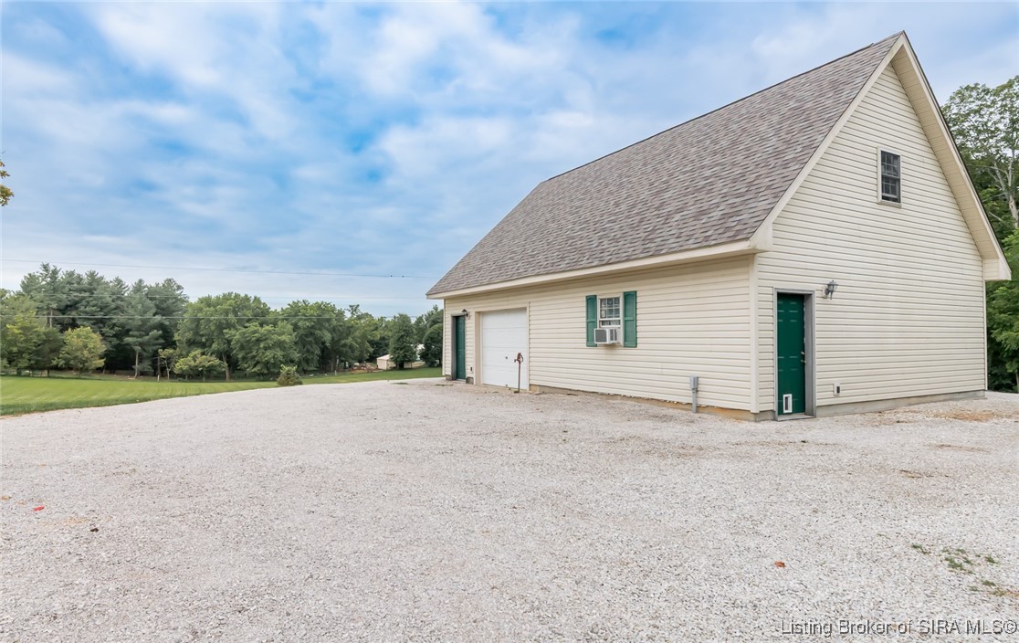 798 East Brown Road Pekin, IN 47165 - Photo 86 of 98 Gallery Image 86