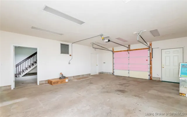 $575,000 | 798 East Brown Road, Pekin, IN 47165