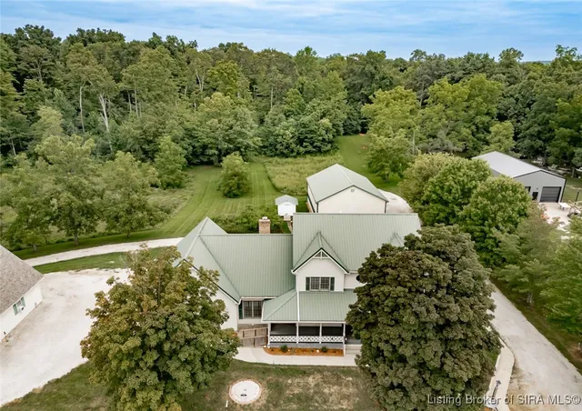 $575,000 | 798 East Brown Road, Pekin, IN 47165