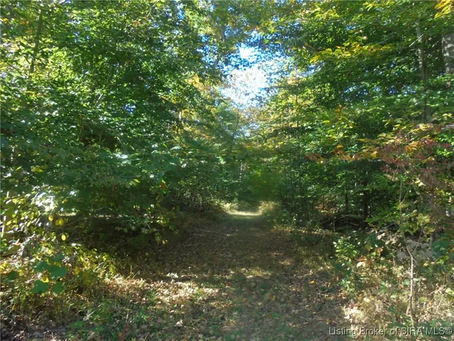 $575,000 | 798 East Brown Road, Pekin, IN 47165