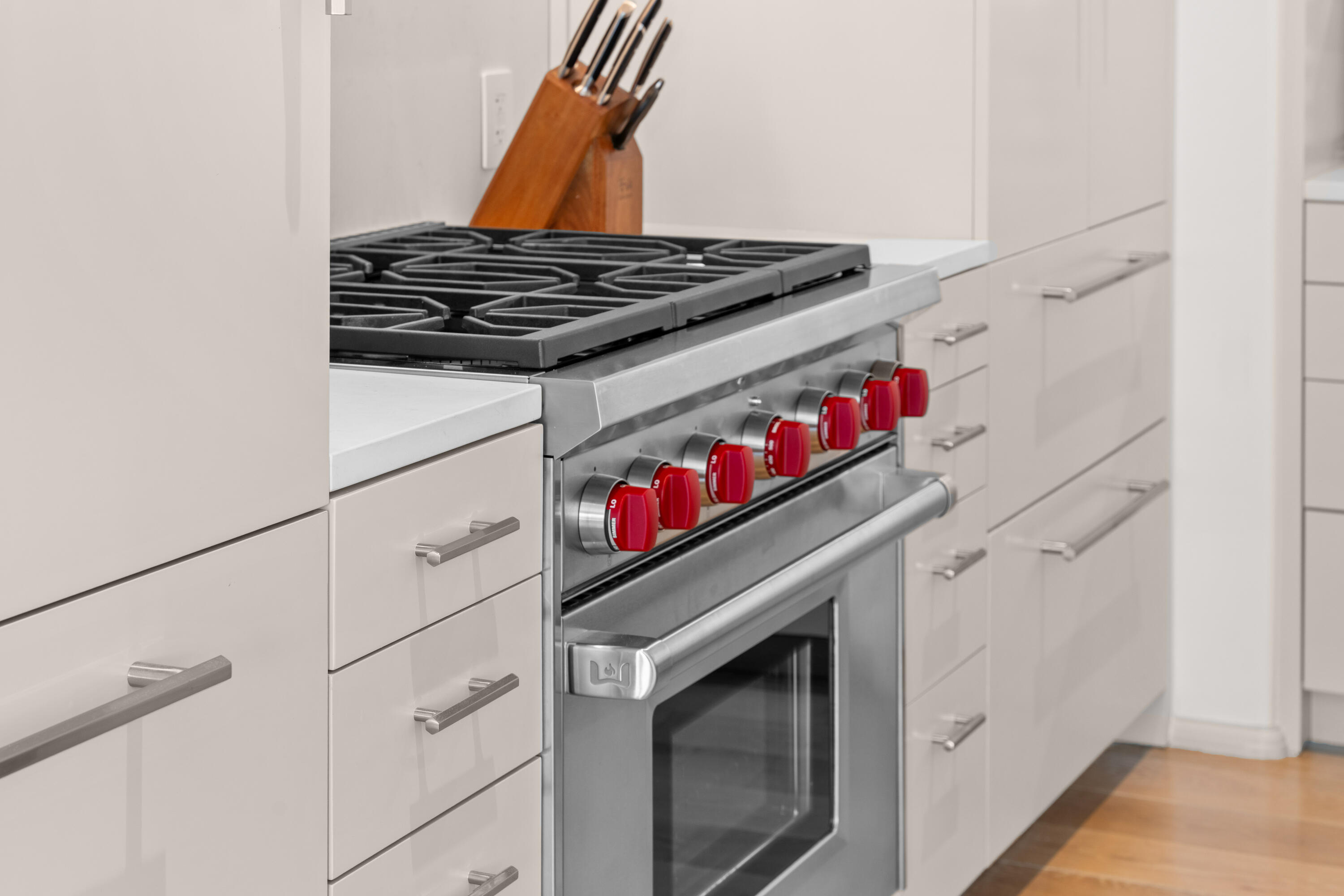 45 West Solaire Way Inlet Beach, Unit 107 Inlet Beach, FL 32461 - Photo 38 of 47 a utility room with dryer and washer