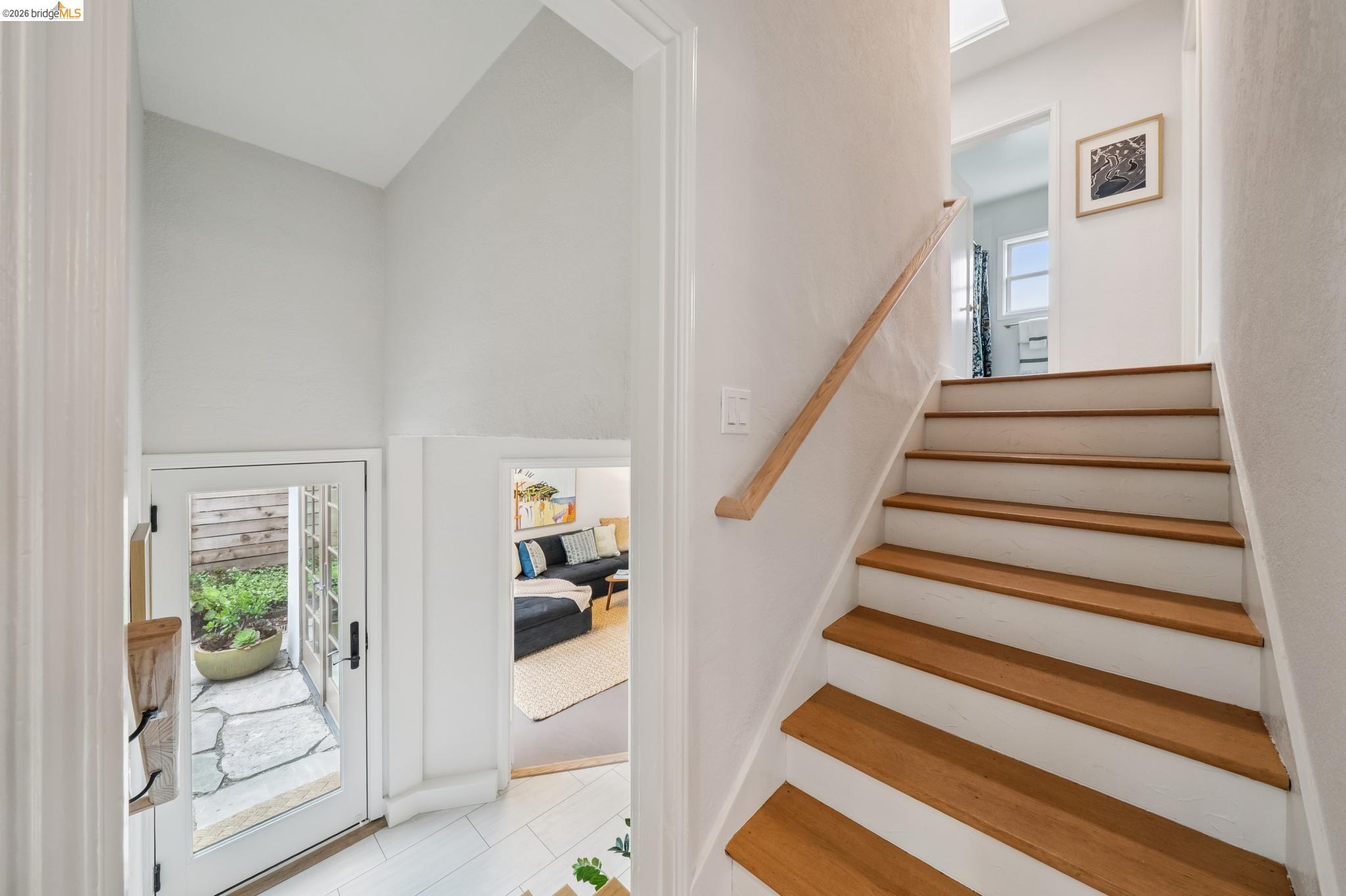 1246 Hopkins Street Berkeley, CA 94702 - Photo 28 of 68