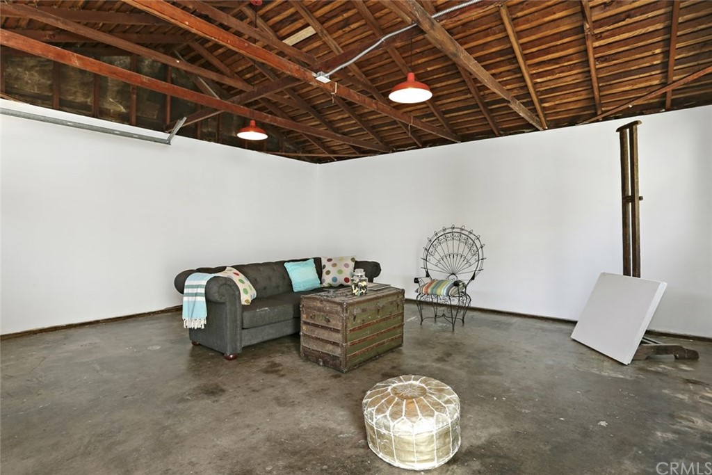 2589 El Sol Avenue Altadena, CA 91001 - Photo 27 of 28 a living room with furniture