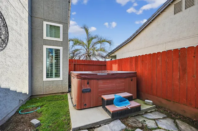 $450,000 | 917 Amador Street, Chowchilla, CA 93610