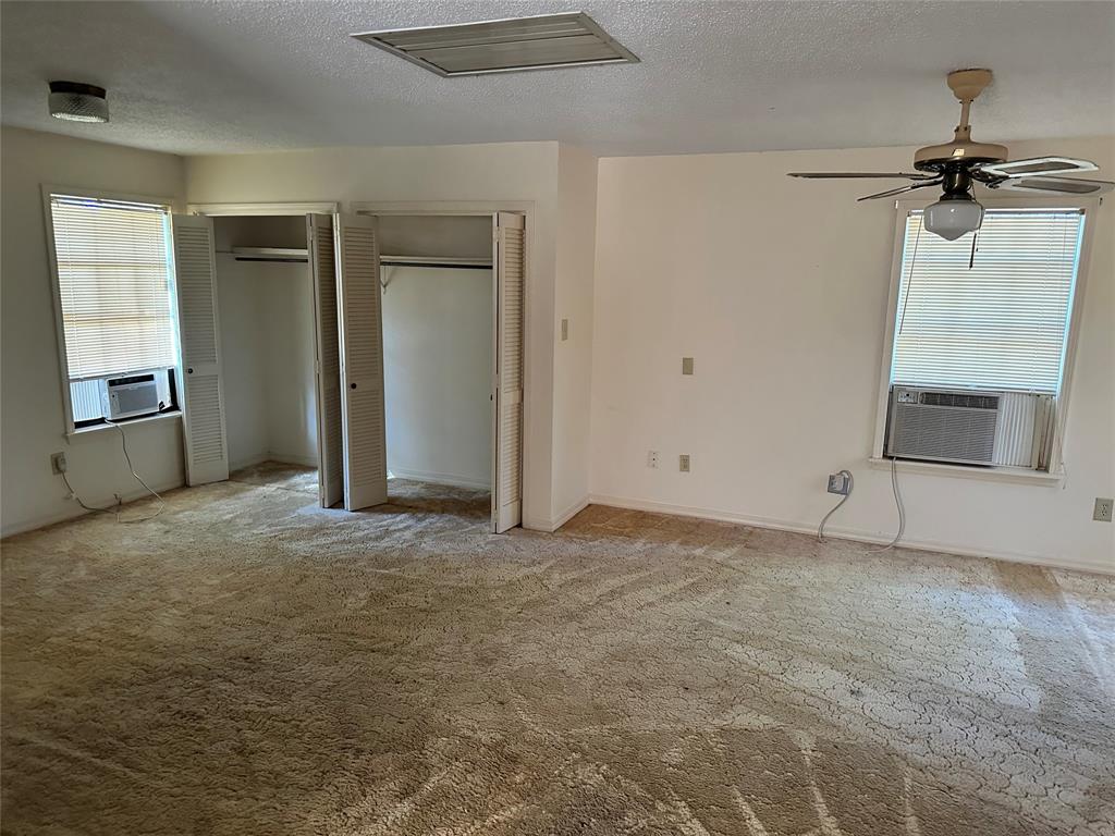 419 Irving Bluff Road Shreveport, LA 71107 - Photo 13 of 19 a view of a livingroom with a fireplace