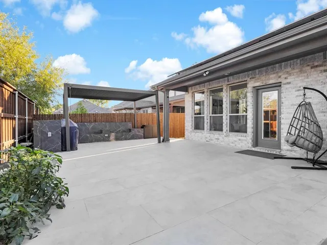 a view of a house with a outdoor space