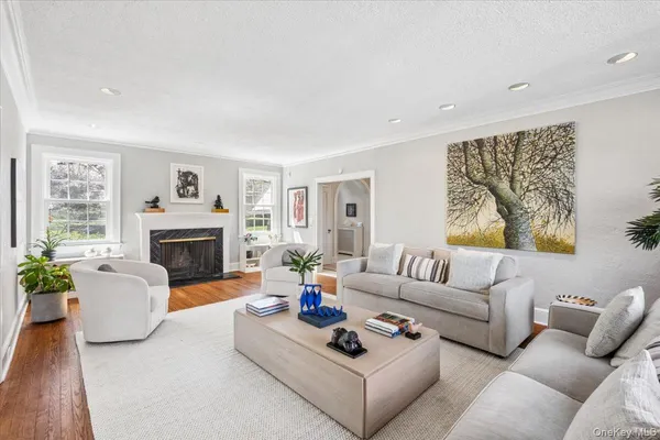 $2,175,000 | 107 Crawford Terrace, New Rochelle, NY 10804