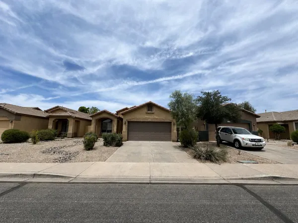 $1,595 | 44812 Paraiso Lane, Maricopa, AZ 85139