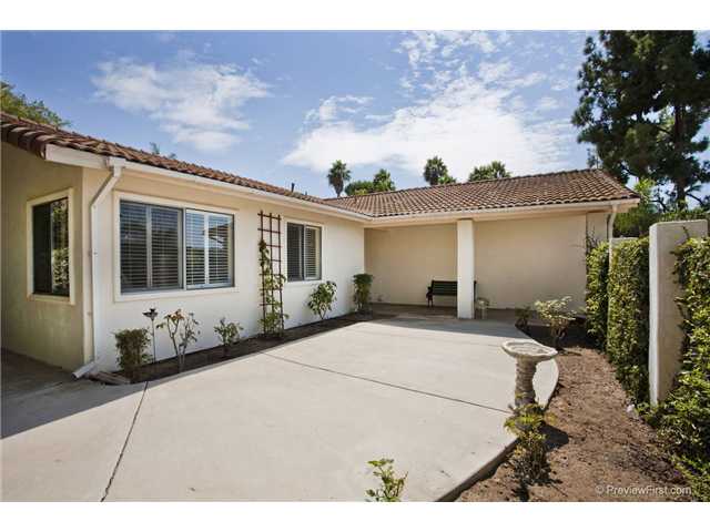 31139 Old River Road Bonsall, CA 92003 - Photo 3 of 25