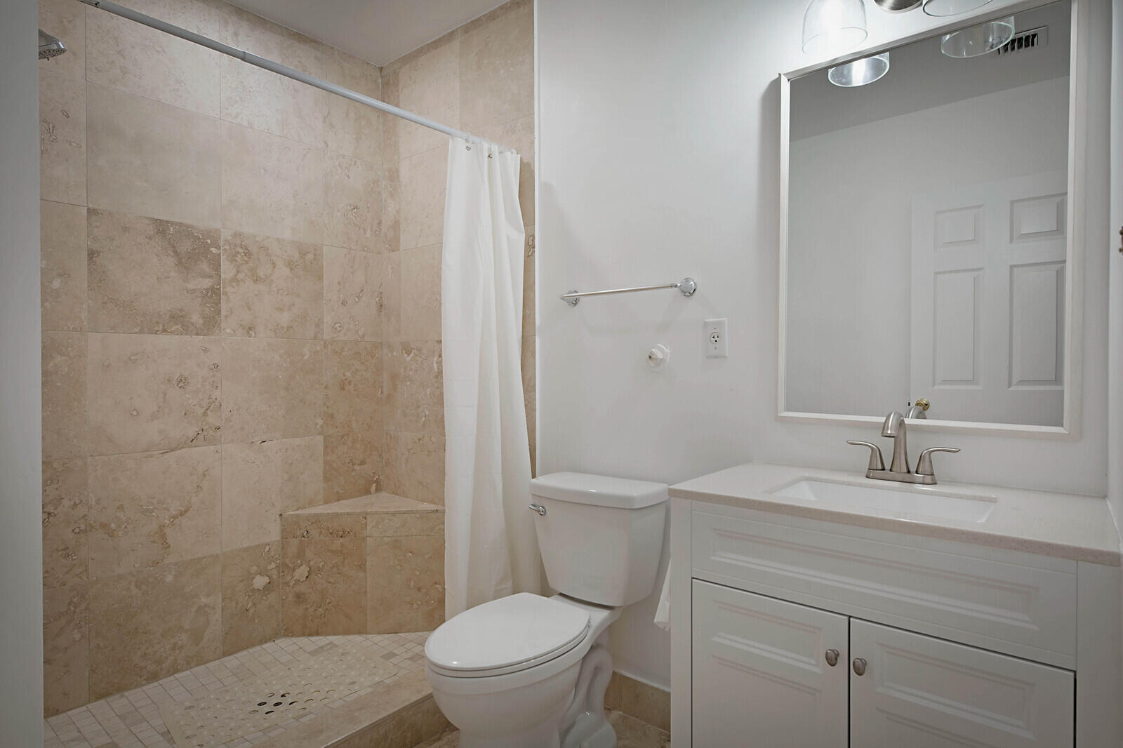 1472-1538 E Road Loxahatchee, FL 33470 - Photo 33 of 42 GUEST BATHROOM