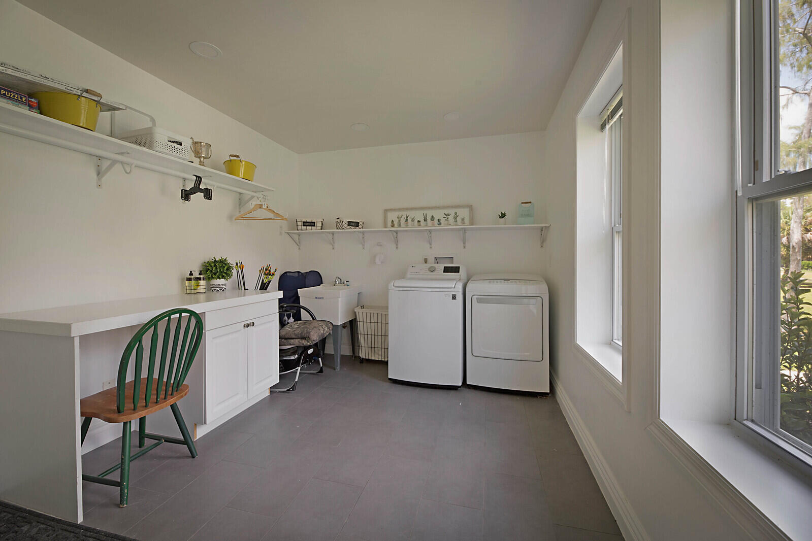 1472-1538 E Road Loxahatchee, FL 33470 - Photo 36 of 42 LAUNDRY ROOM