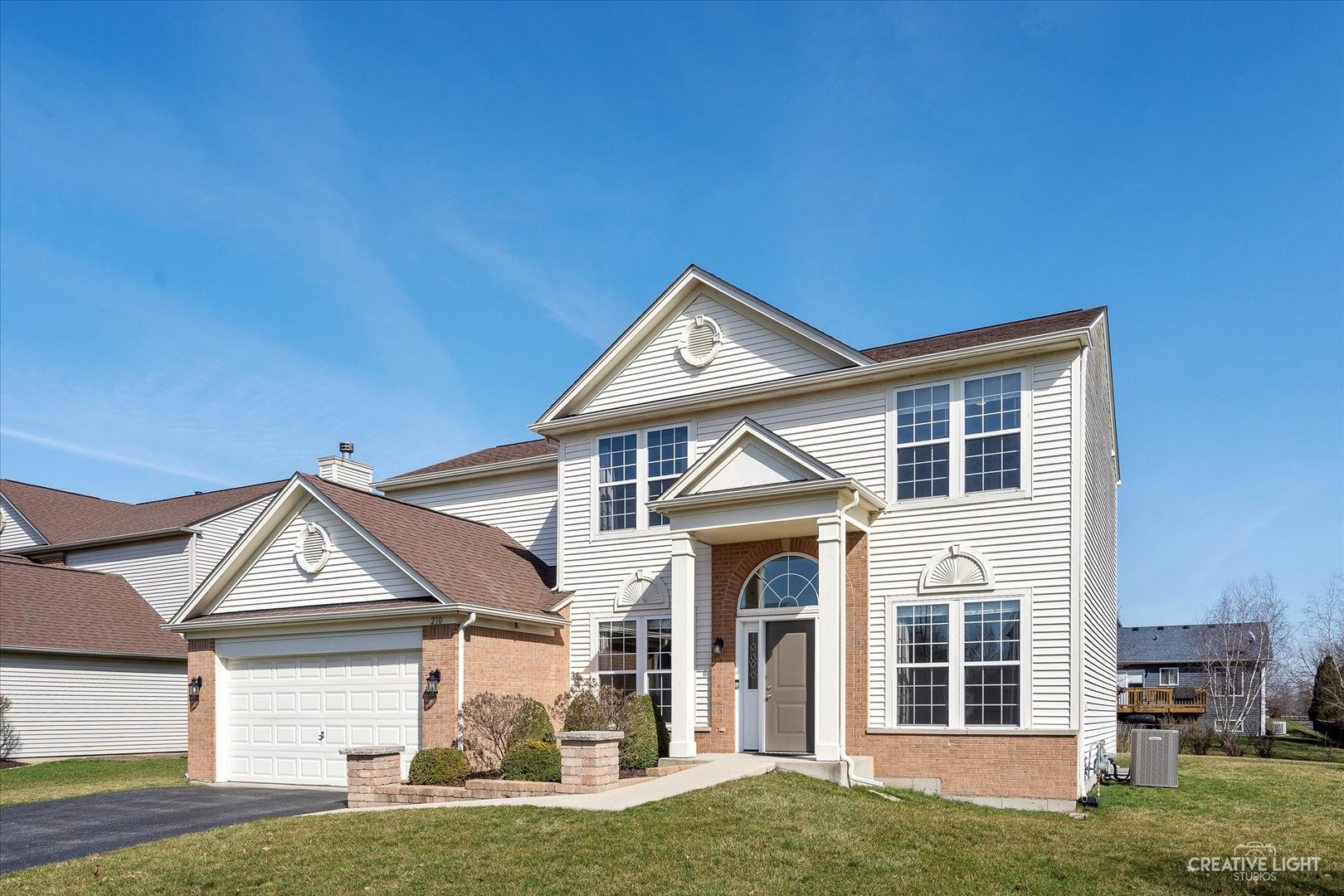 210 Honeysuckle Street Bolingbrook, IL 60490 - Photo 2 of 30