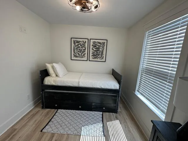 $1,750 | 106 Blackfin Drive, Freeport, FL 32439