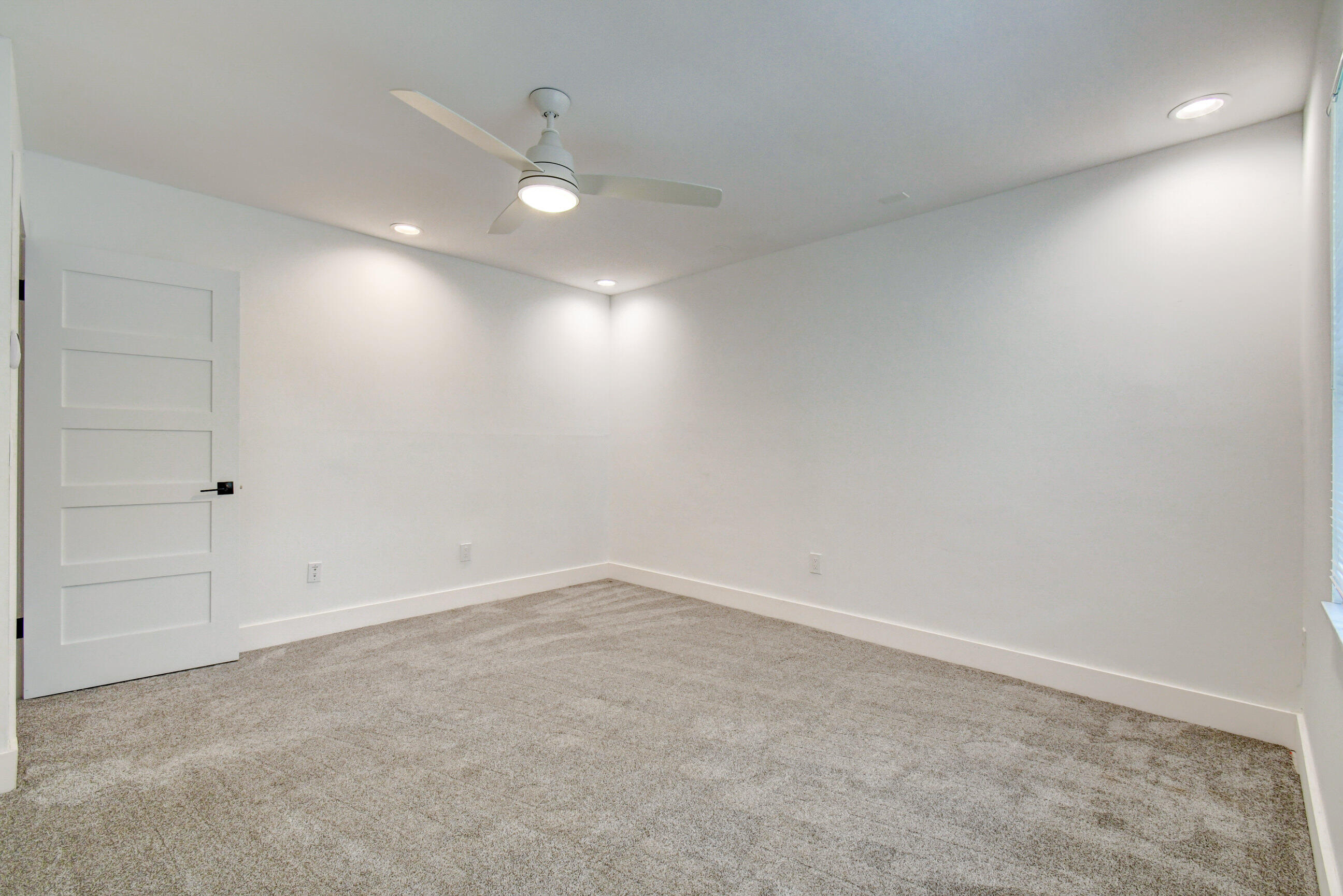 21851 Arriba Real, Unit 9J Boca Raton, FL 33433 - Photo 26 of 43 GUEST BEDROOM