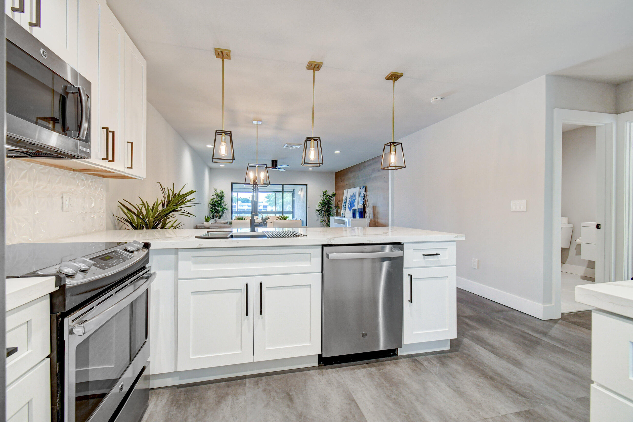 21851 Arriba Real, Unit 9J Boca Raton, FL 33433 - Photo 7 of 43 20_dsc_1129_30_31_32_33